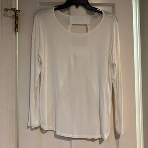 Like New Tobi White Long Sleeve with Open Back, Size S